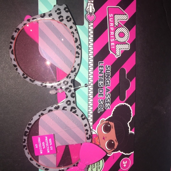 Lol Surprise Christmas Holiday Gift Basket - Picture 4 of 9